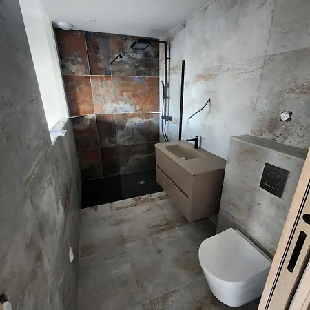 With Air Conditioning, Sea View, Pool, Jacuzzi, Sauna, 5 Bedrooms 5 Bathrooms Villa *